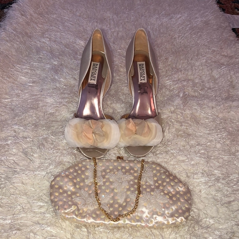 Badgley Mischka shoe with Richere Clutch. 8.5 M.